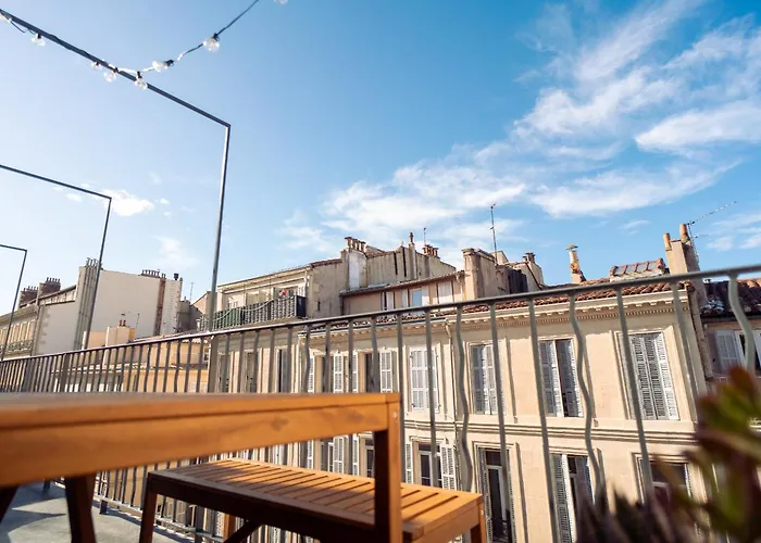 Terrasse - Hyper Centre - 2 Chambres - Parking Gratuit - Calme & Lumineux - Arrivee Autonome